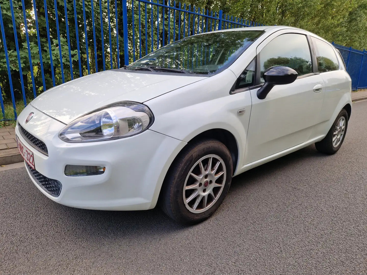 Fiat Punto Evo Punto EVO 1.2i Active Stop CLIM // JANTES Білий - 1