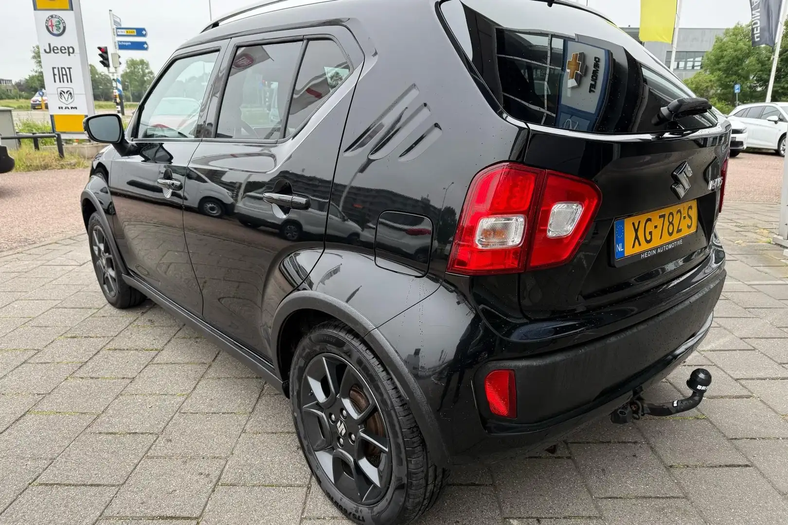 Suzuki Ignis 1.2 Stijl | Trekhaak | Automaat | Camera | Climate Noir - 2