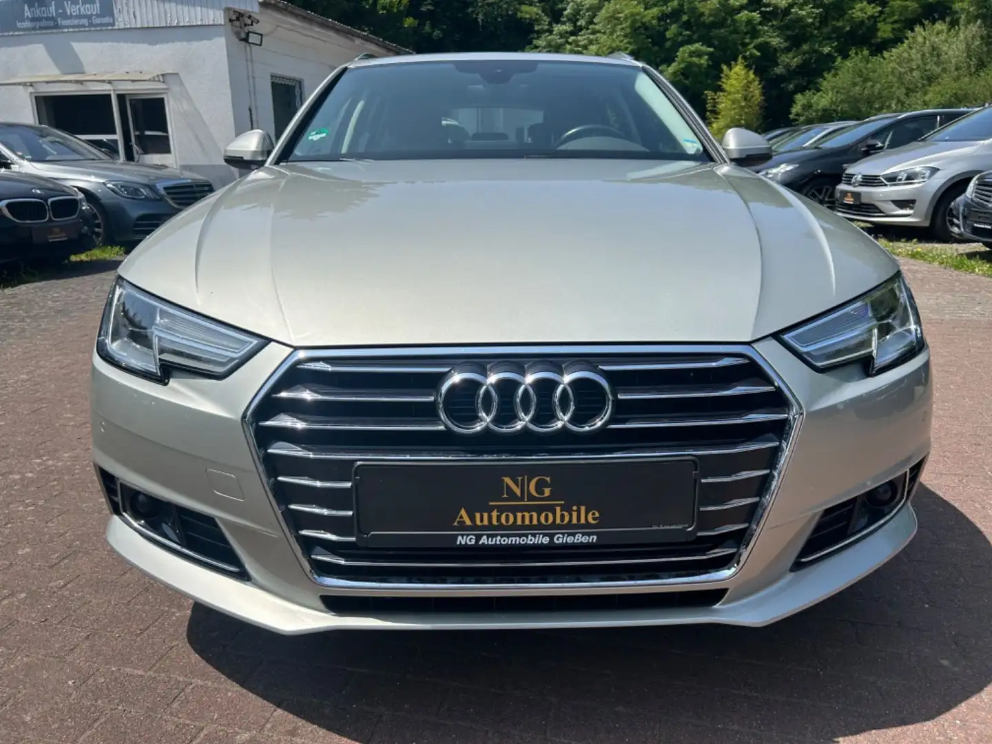 Audi A4 Avant design ultra *Keyless*Kamera*ACC*Assist Silber - 2