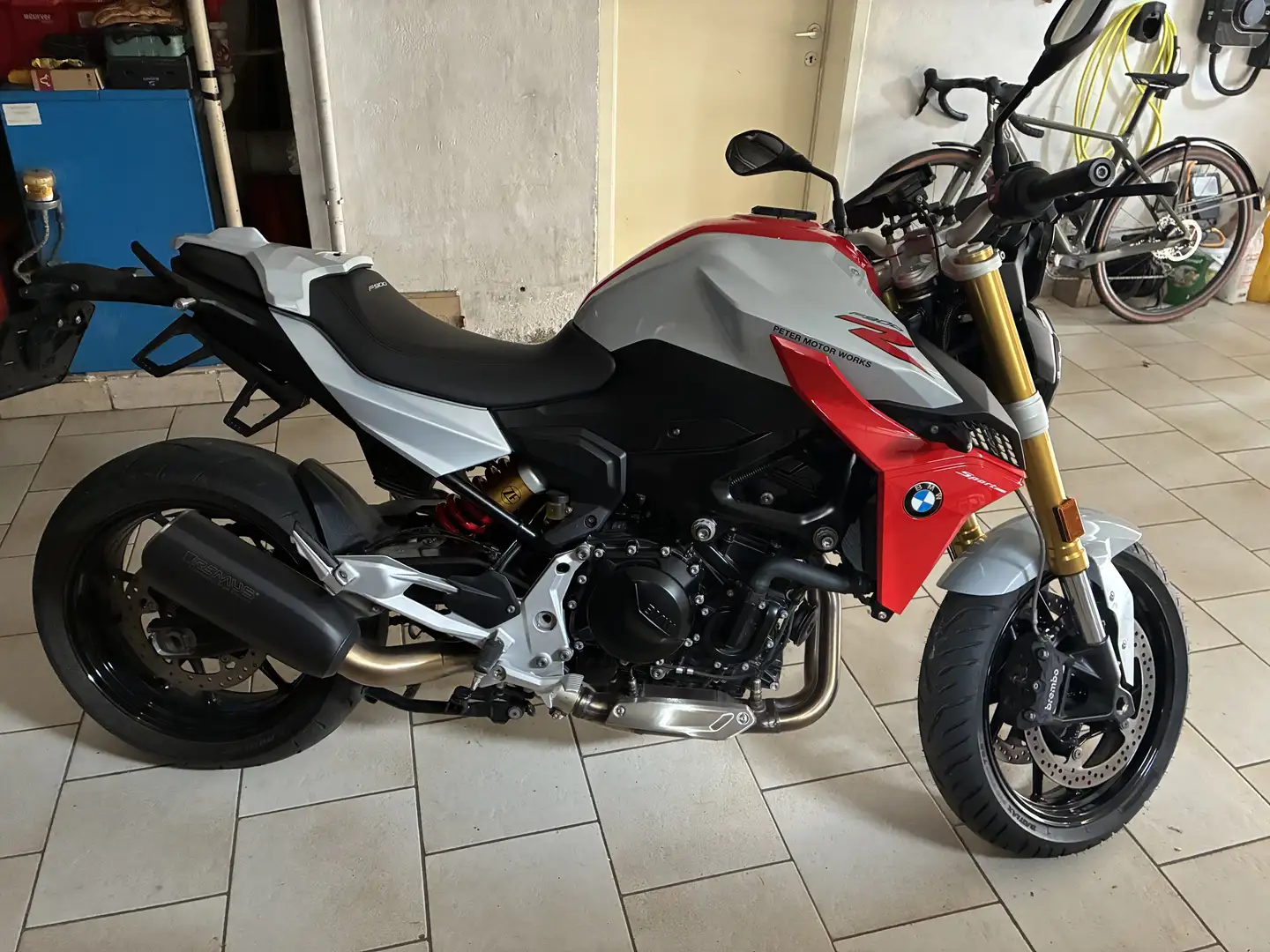 BMW F 900 R - 1