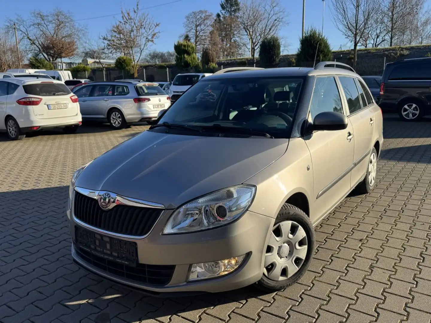 Skoda Fabia 1.2 TSI Combi Tüv neu - 1