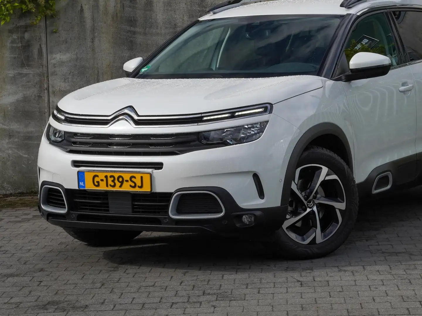 Citroen C5 Aircross Feel 1.6 PureTech 180pk Automaat DRAADLOOS OPLADEN Wit - 2
