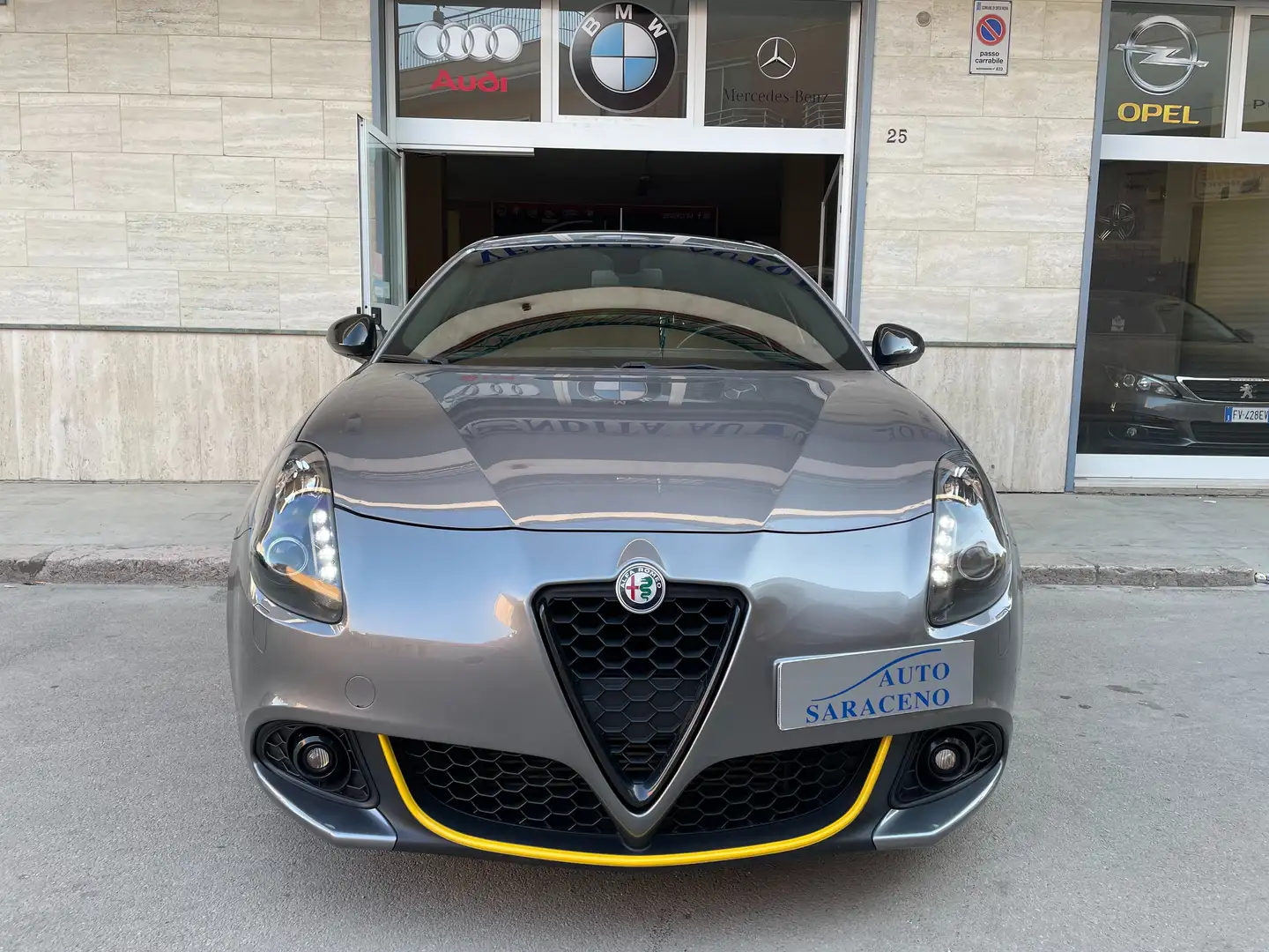 Alfa Romeo Giulietta 1.6 jtdm 120CV S&S Sprint +BREMBO-XENO Grey - 2