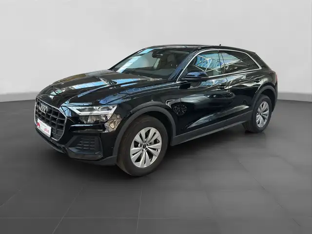 Audi Q8 view 2
