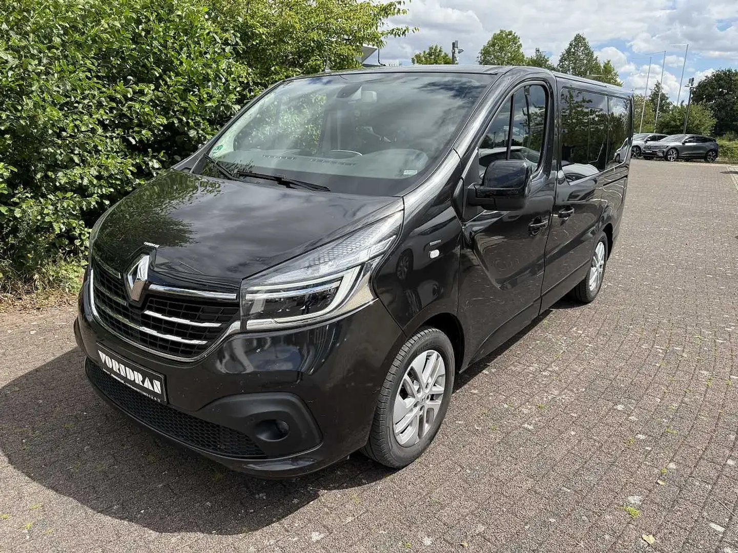 Renault Trafic Spaceclass dCi170EDC Standh. AHK SHZ Kamera Navii Schwarz - 1