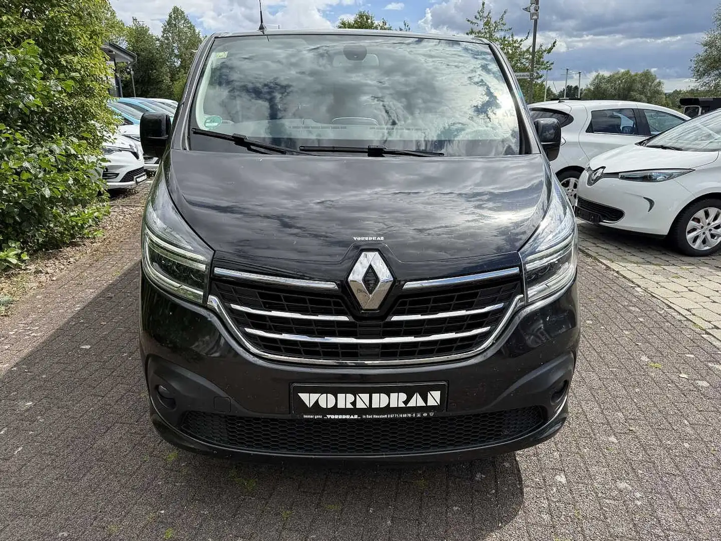 Renault Trafic Spaceclass dCi170EDC Standh. AHK SHZ Kamera Navii Schwarz - 2