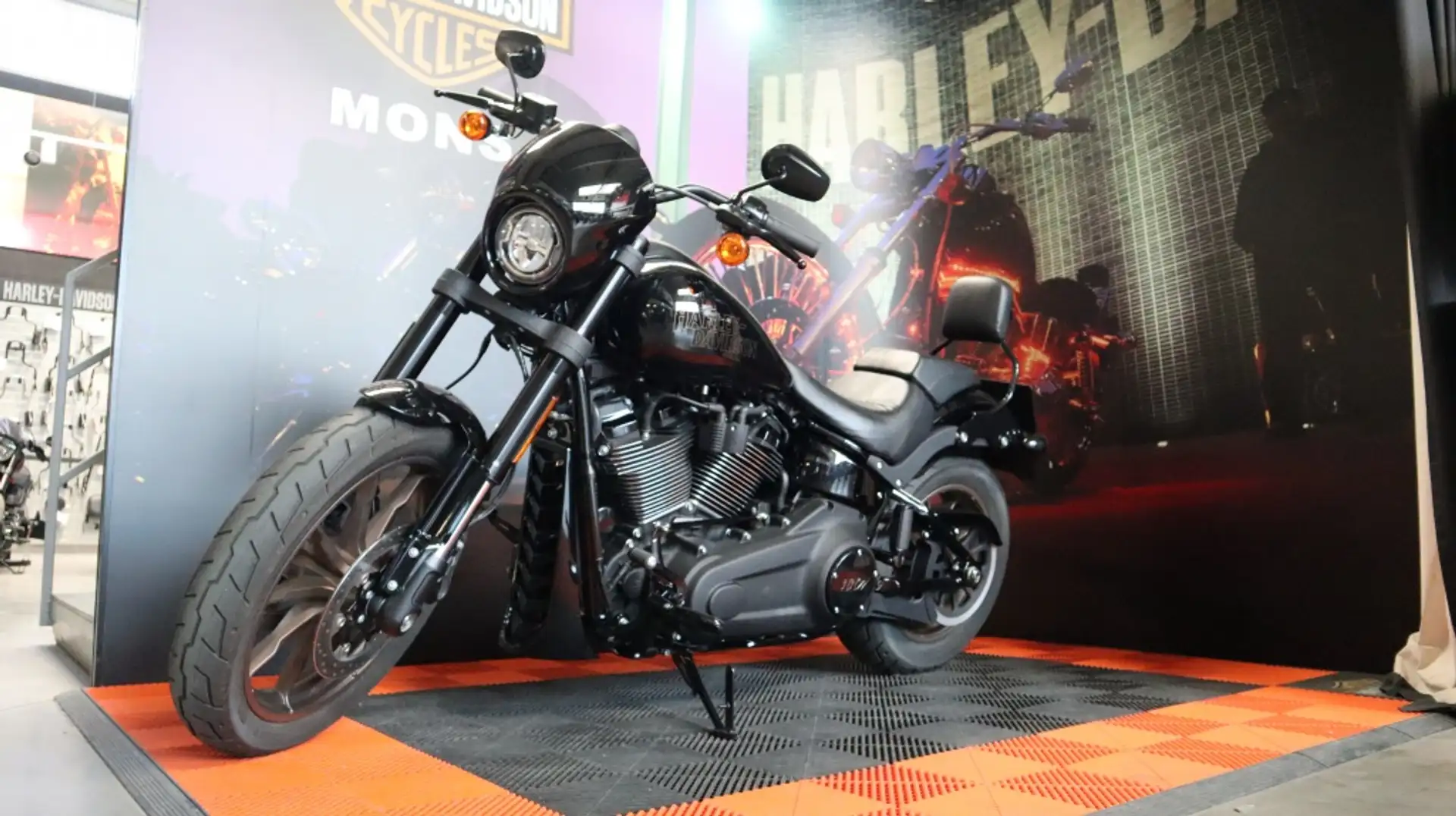 Harley-Davidson Chopper Low riders s Noir - 1