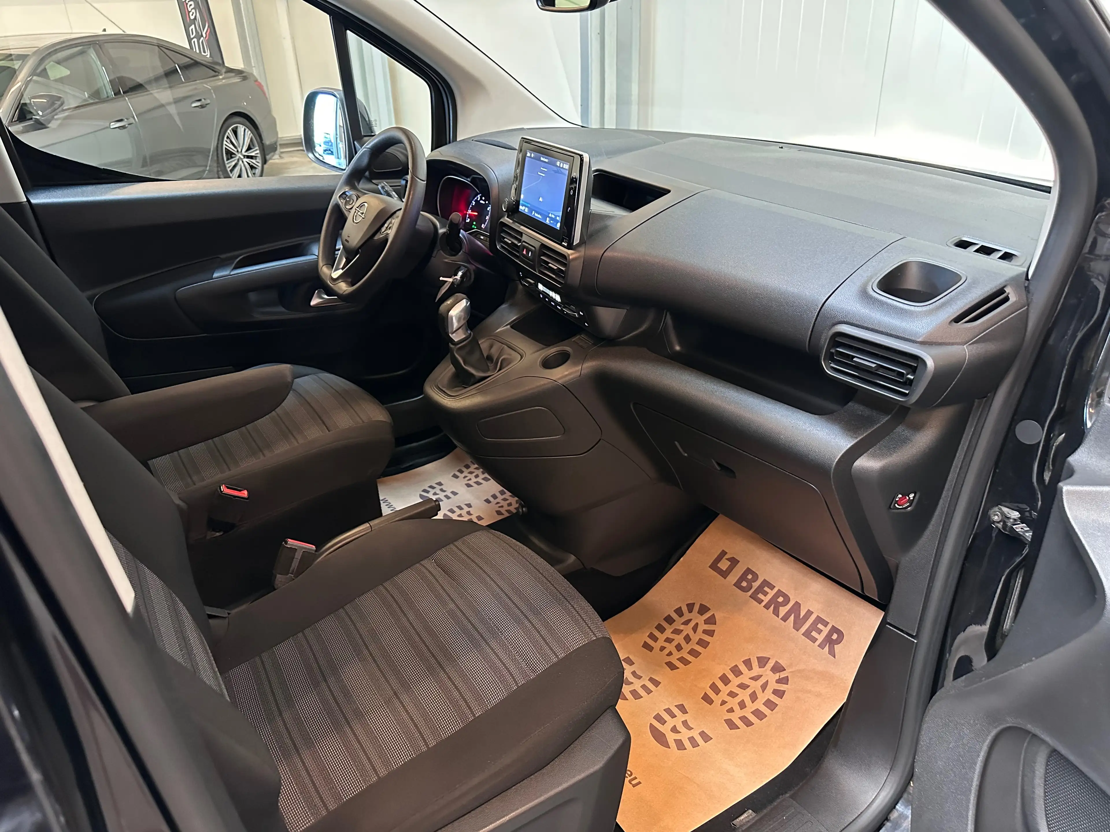 Opel Combo Life *GARANTIE 12 MOIS* 7Pl. Combo Life 1.5  L2H1 Edition XL — photo 15