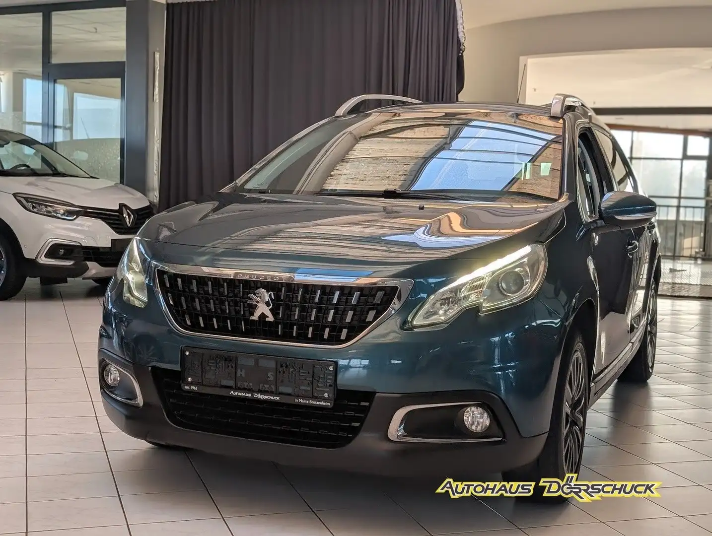 Peugeot 2008 Active*AUTOMATIK*SHZ*PDC*BT*Tempomat* Grün - 1