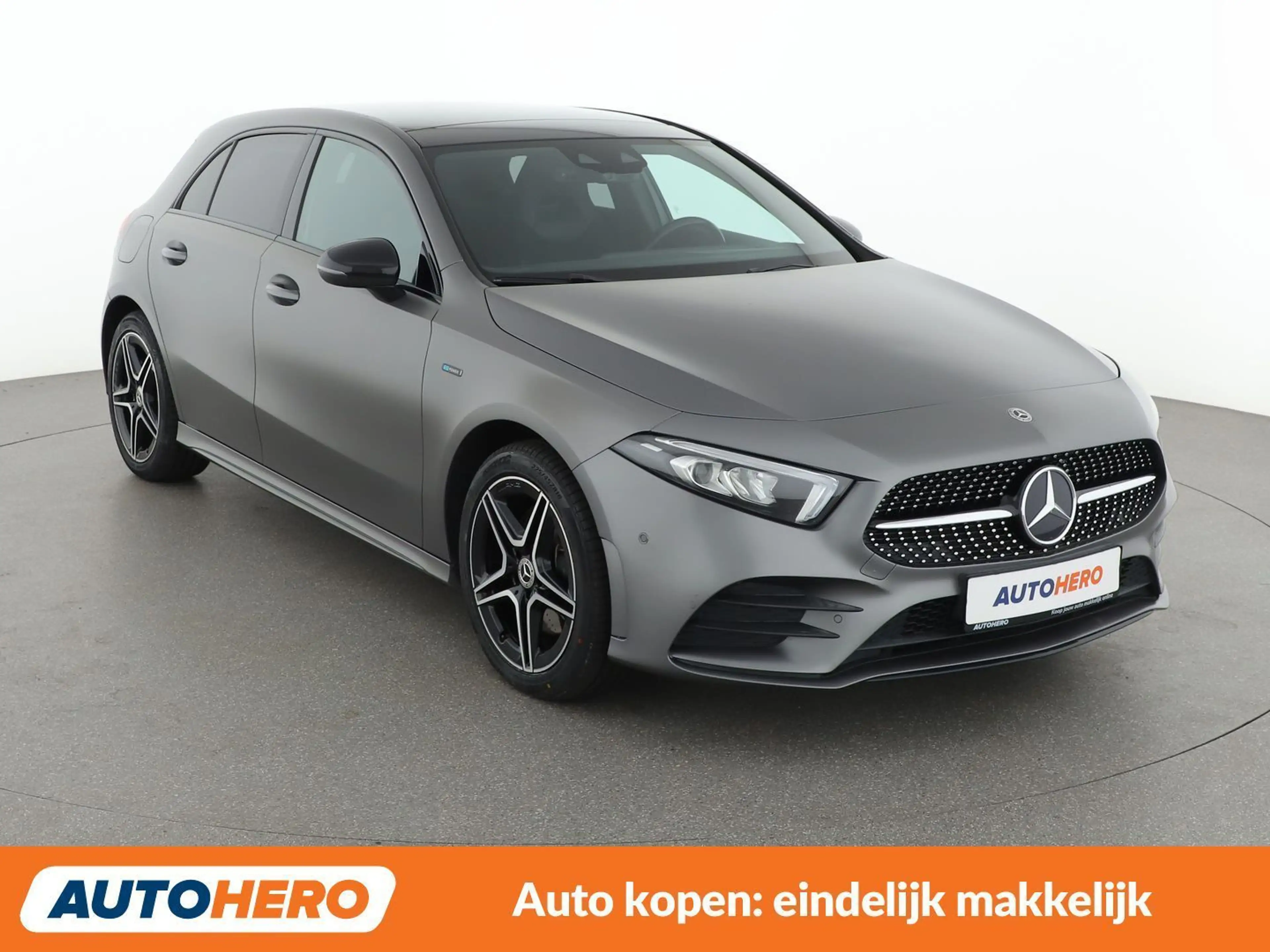 Mercedes-Benz A 250 A 250e Premium — photo 9
