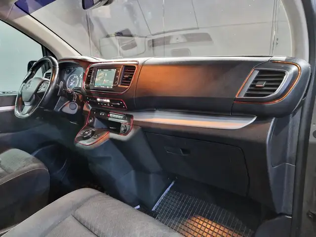Opel Zafira view 15
