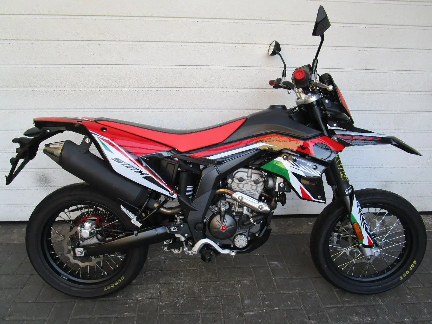 Altro Aprilia SMX 125      1. Hand    Gepflegt Nero - 1