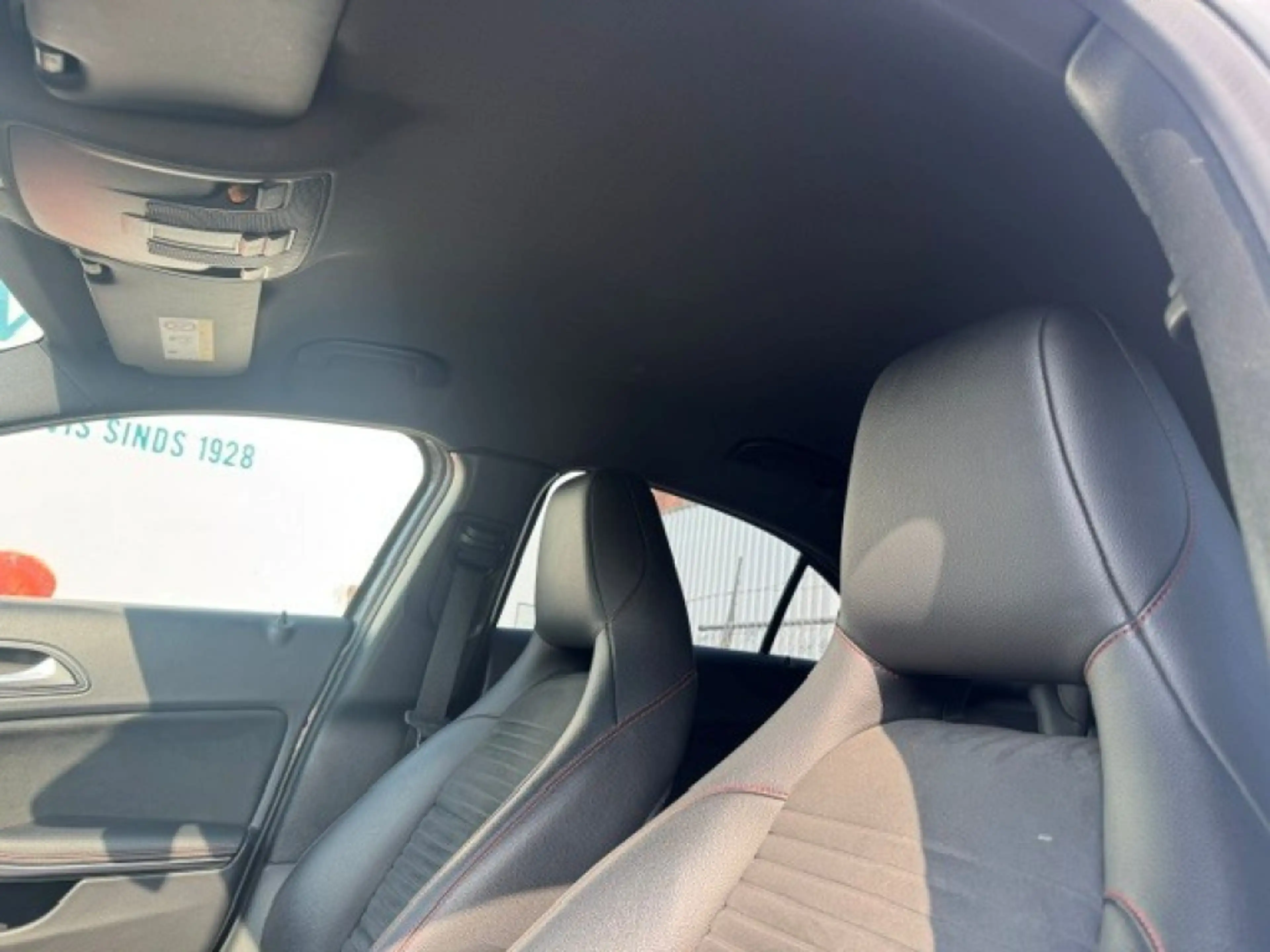 Mercedes-Benz A 200 Motorsport Edition AMG look — photo 31