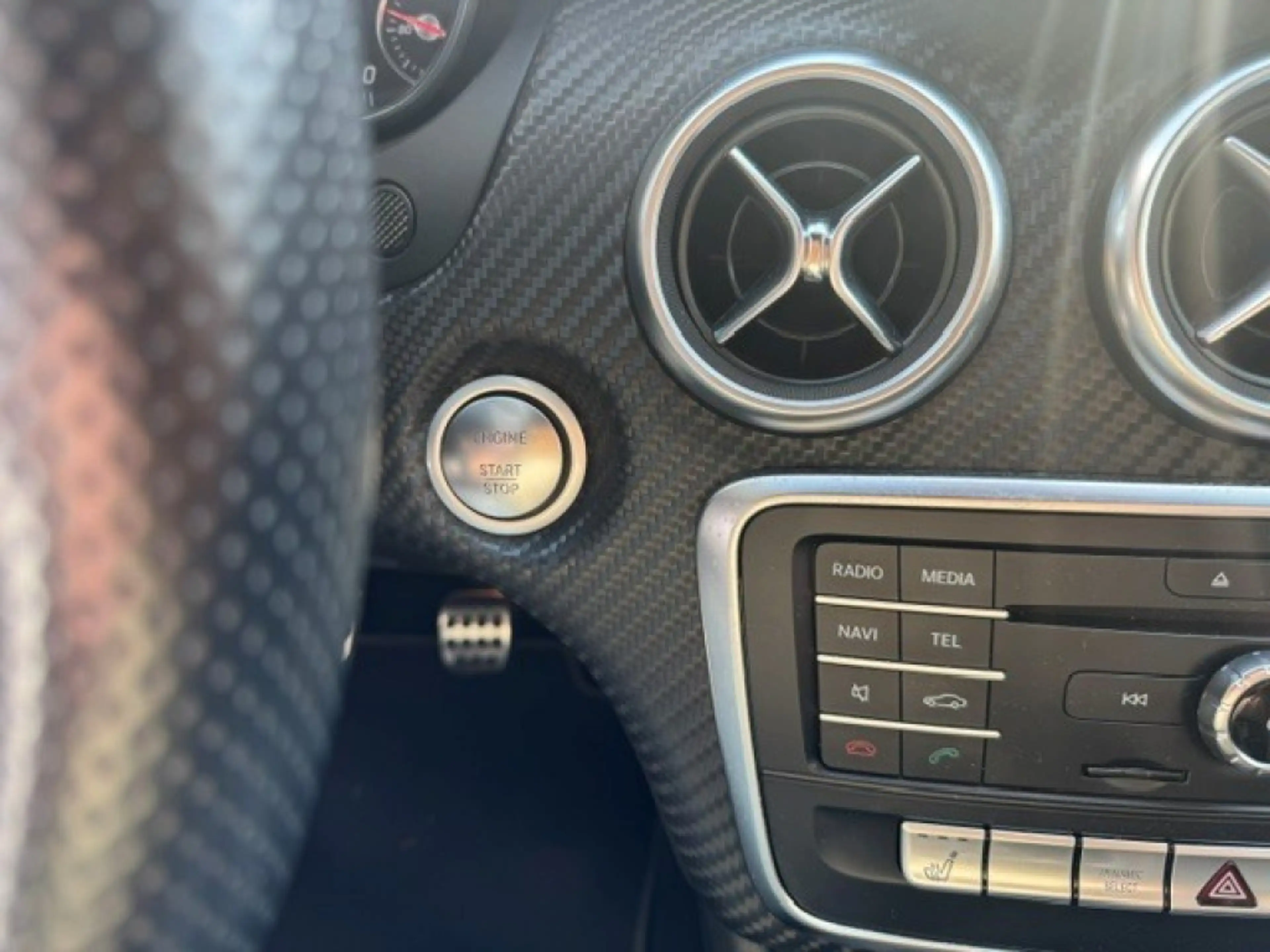 Mercedes-Benz A 200 Motorsport Edition AMG look — photo 19