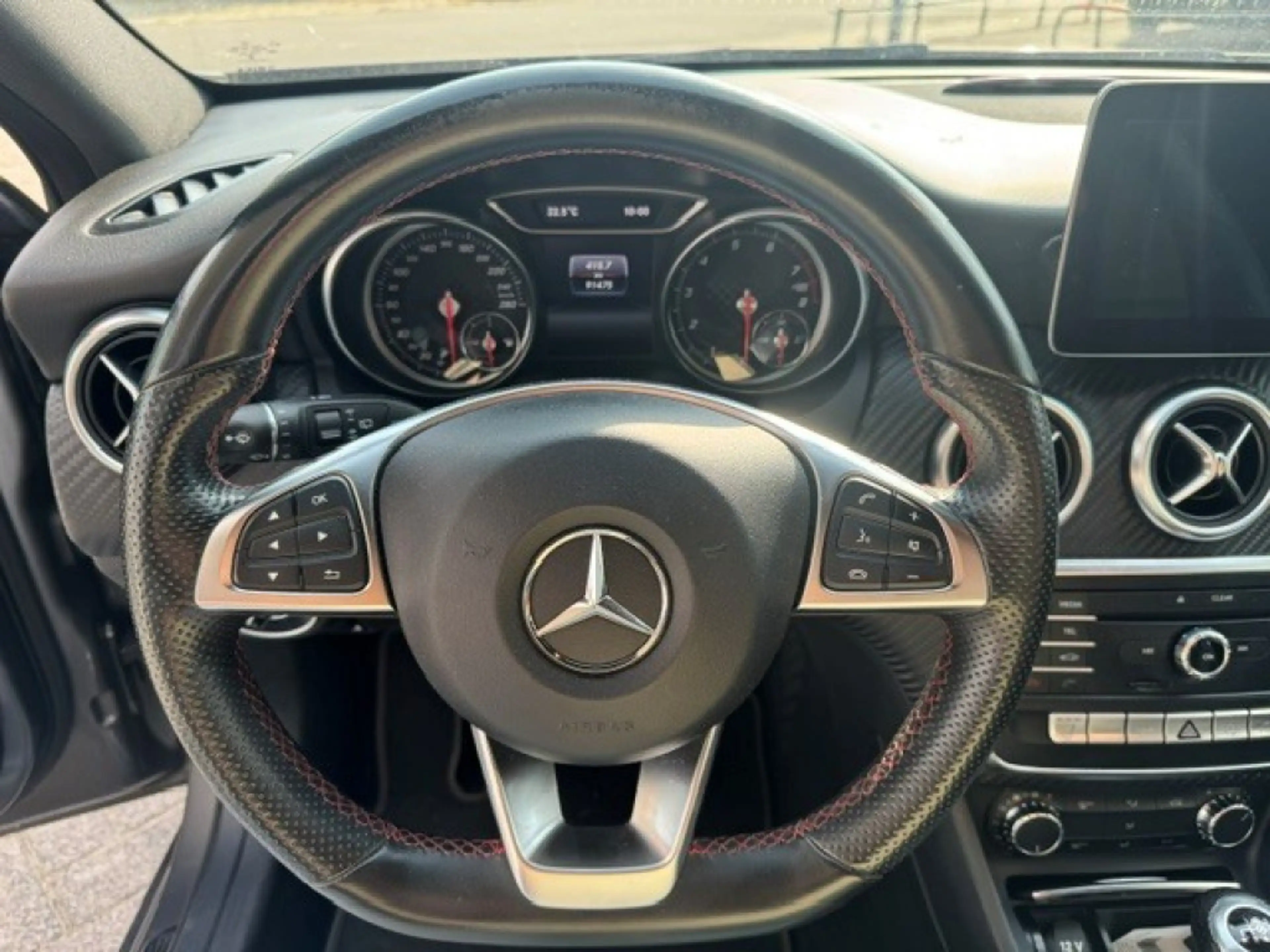 Mercedes-Benz A 200 Motorsport Edition AMG look — photo 17