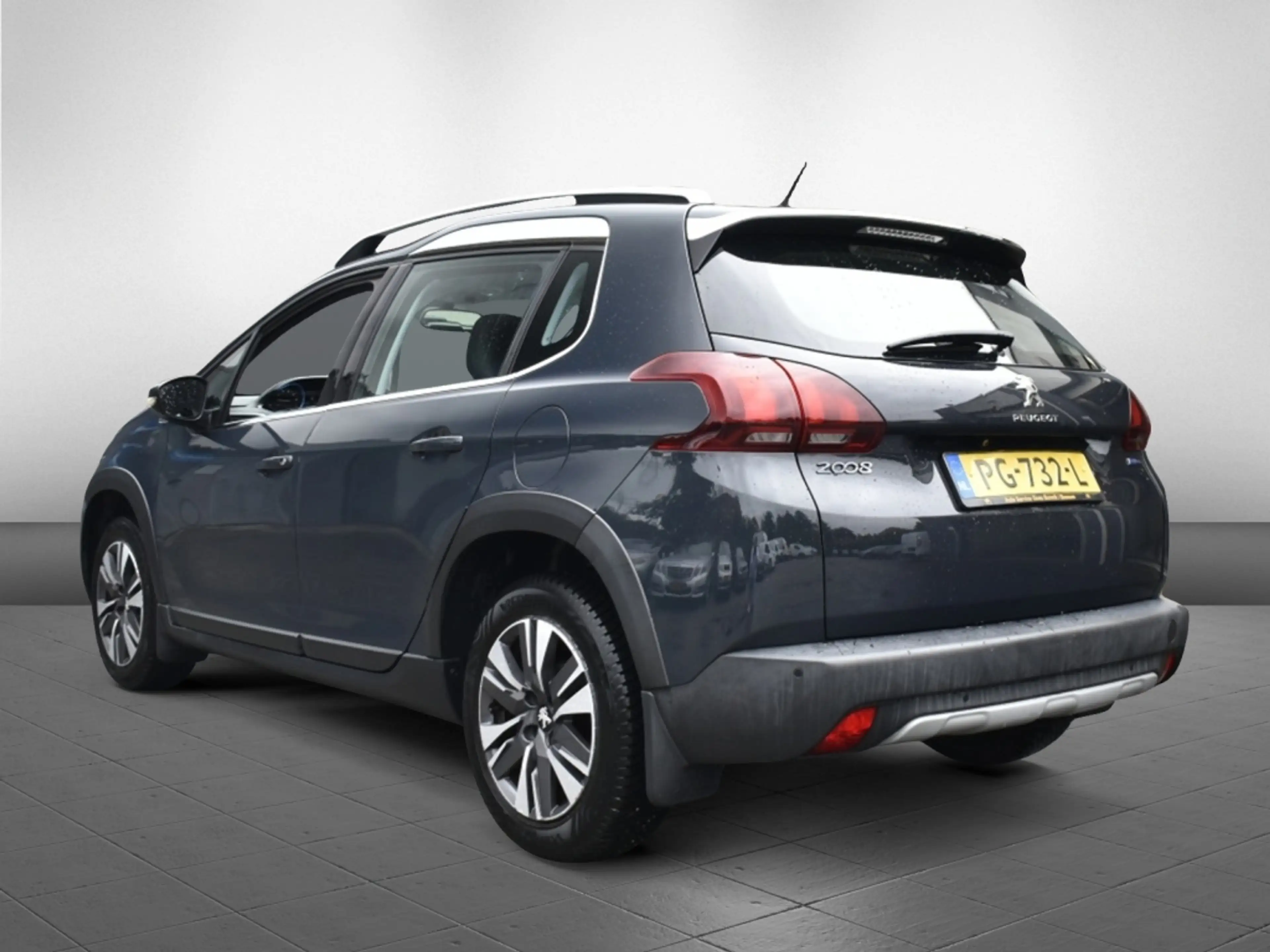 Peugeot 2008 1.2 PureTech Allure/ nieuwe Motor — photo 7