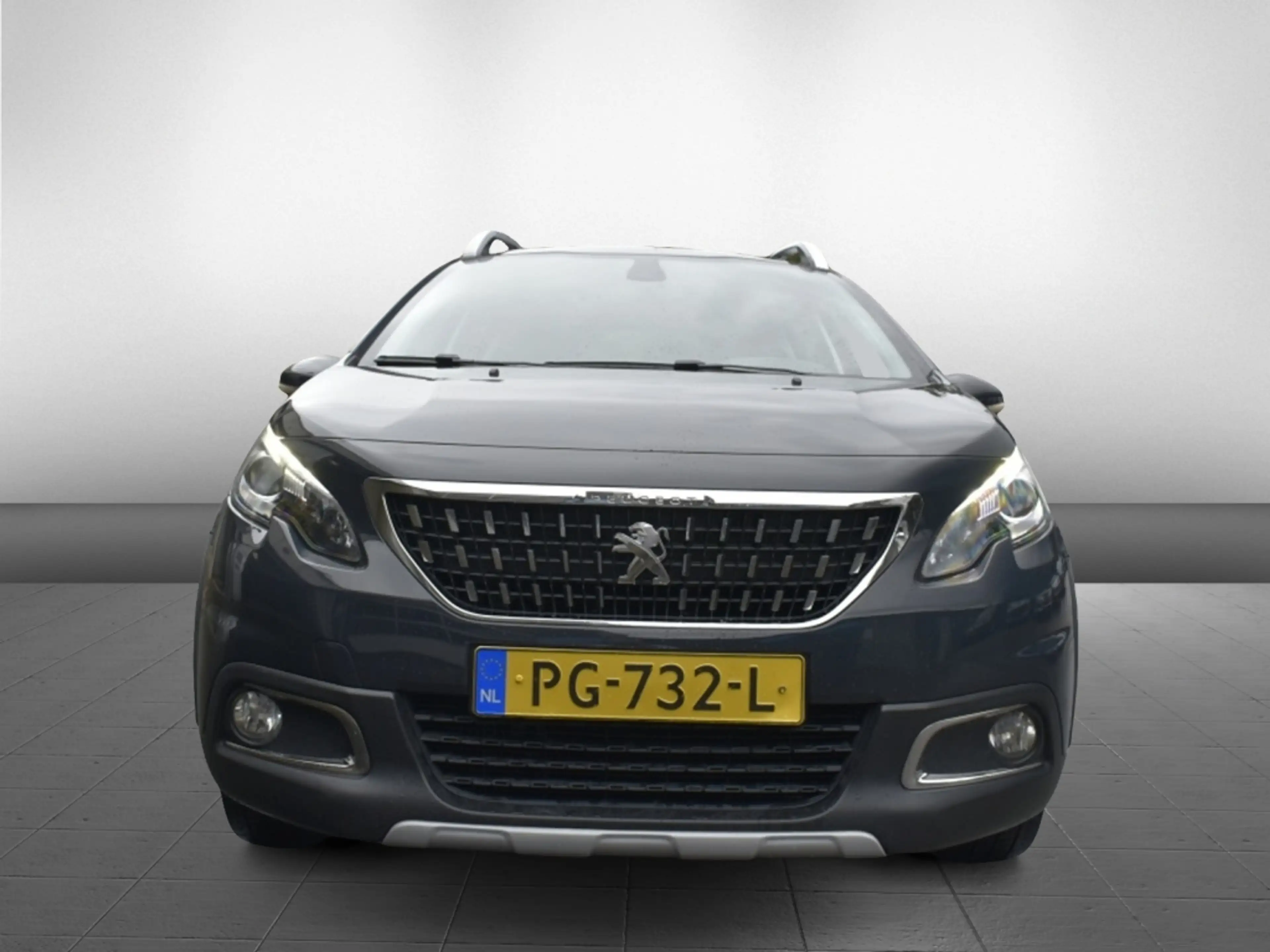 Peugeot 2008 1.2 PureTech Allure/ nieuwe Motor — photo 2