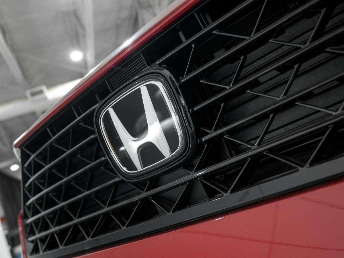 2026 Honda Accord TOURING + MEGA RABAIS LIQUIDATION 2026 + WOW! — photo 1