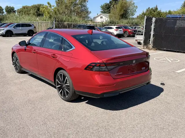Honda Accord 2026 — photo 7