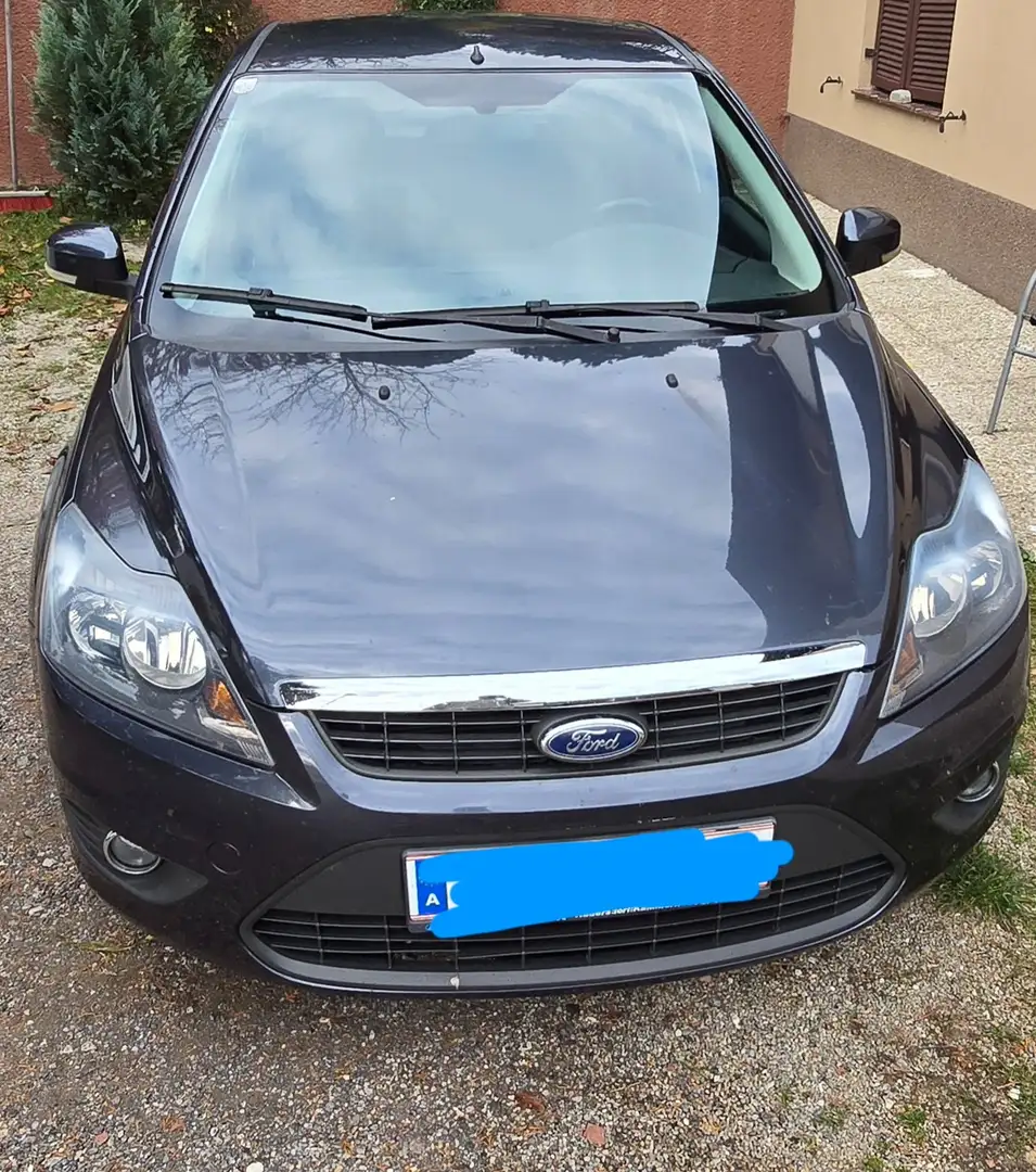 Ford Focus Focus Trend 1,4 Trend Schwarz - 1