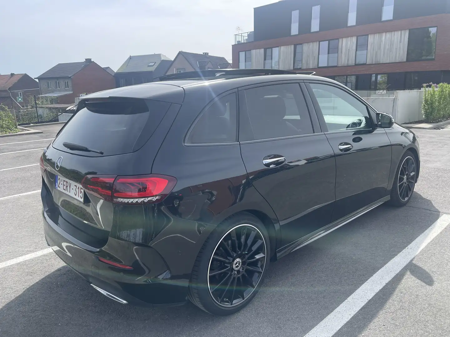 Mercedes-Benz B 180 Mercedes Benz B 180d AMG LINE Pack Night - 2