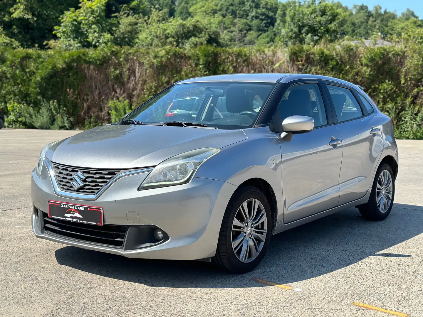 Suzuki Baleno 1.2i AIR CO / EURO 6B / LED / USB / Gris - 1