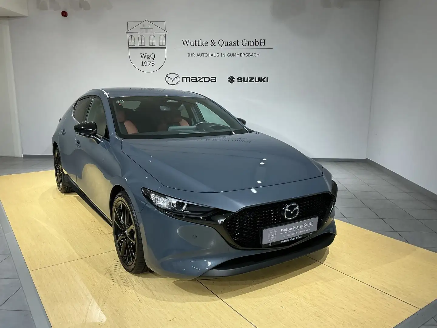 Mazda 3 Lim. 5-trg. Nagisa Automatik Grau - 1