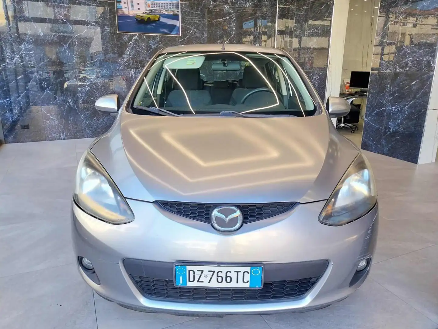 Mazda 2 1.3 16V 75CV 5p. Play Grigio - 1