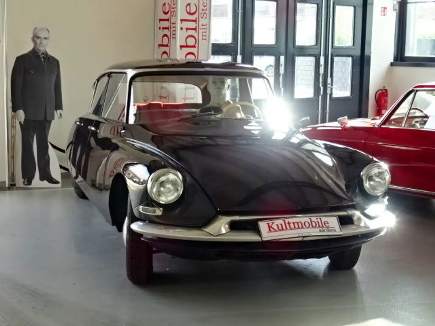 Citroen DS ID 19 DE MAITRE - Sondermodell Chapron- Schwarz - 2