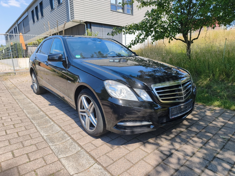 Mercedes-Benz E 350 E 350 CDI 4Matic *VOLL* — photo 2