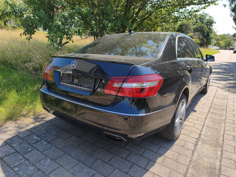 Mercedes-Benz E 350 E 350 CDI 4Matic *VOLL* — photo 4