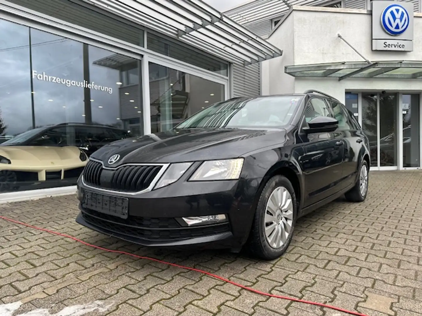 Skoda Octavia Combi 1.5TSI G-Tec DSG*LED*NAVI*PDC Schwarz - 1