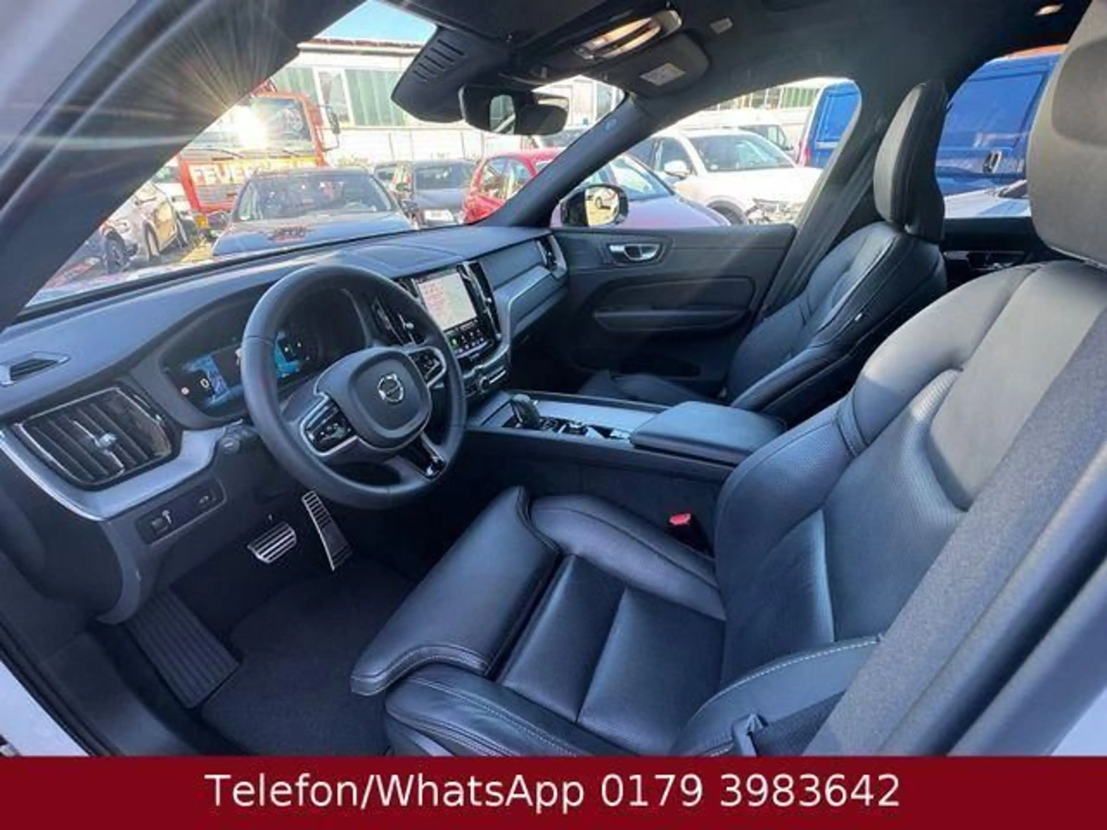 Volvo XC60 R Design 2WD Pano 22"Alu Memory Wenig Km... — photo 6
