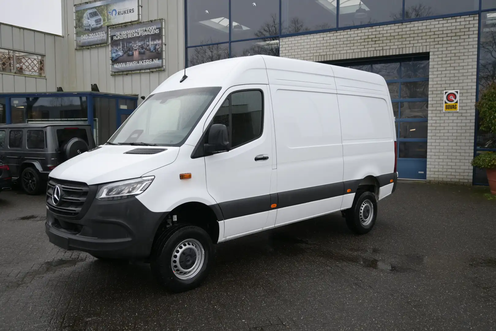 Mercedes-Benz Sprinter 319 CDI 4x4 L2H2 AWD Pro 4x4, LED verlichting, Sma Wit - 1