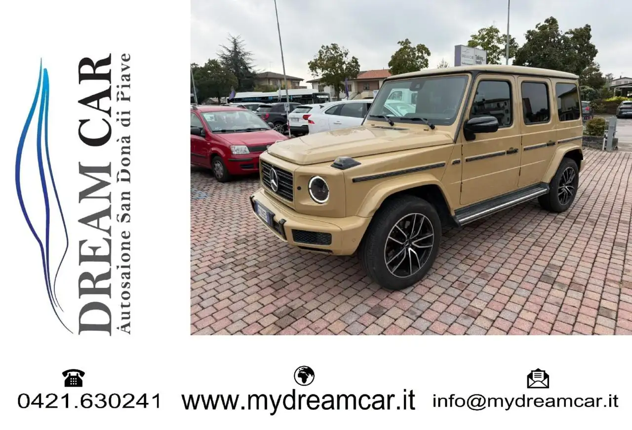 Mercedes-Benz G 400