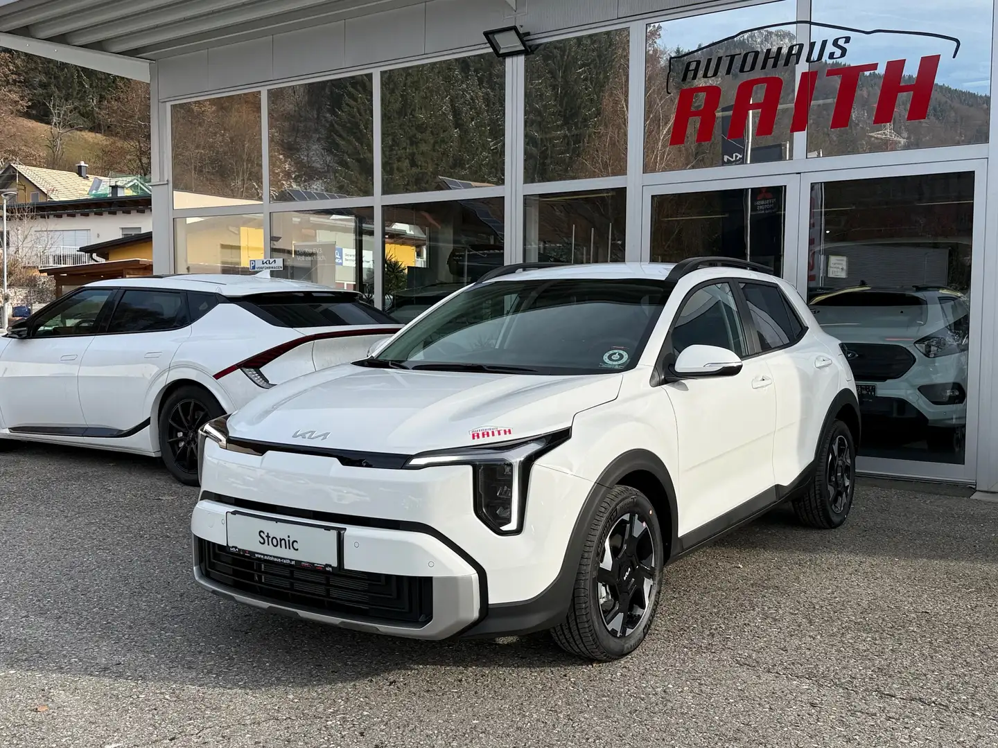 Kia Stonic Stonic 1,0 TGDI GPF Silber isg NEUES MODELL Weiß - 1