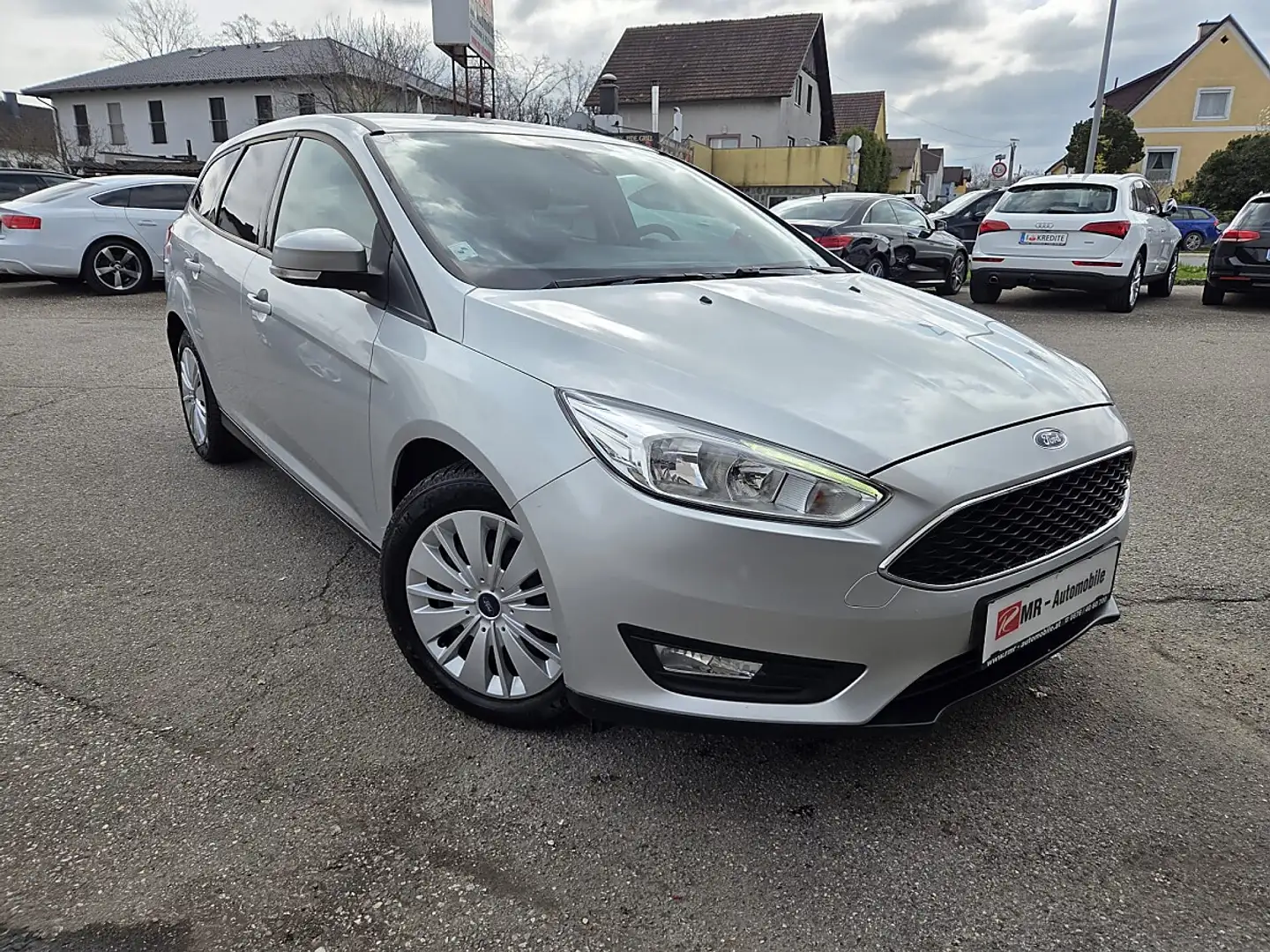 Ford Focus Traveller 1,0 EcoBoost Trend * Zahnriemen NEU * Grau - 1