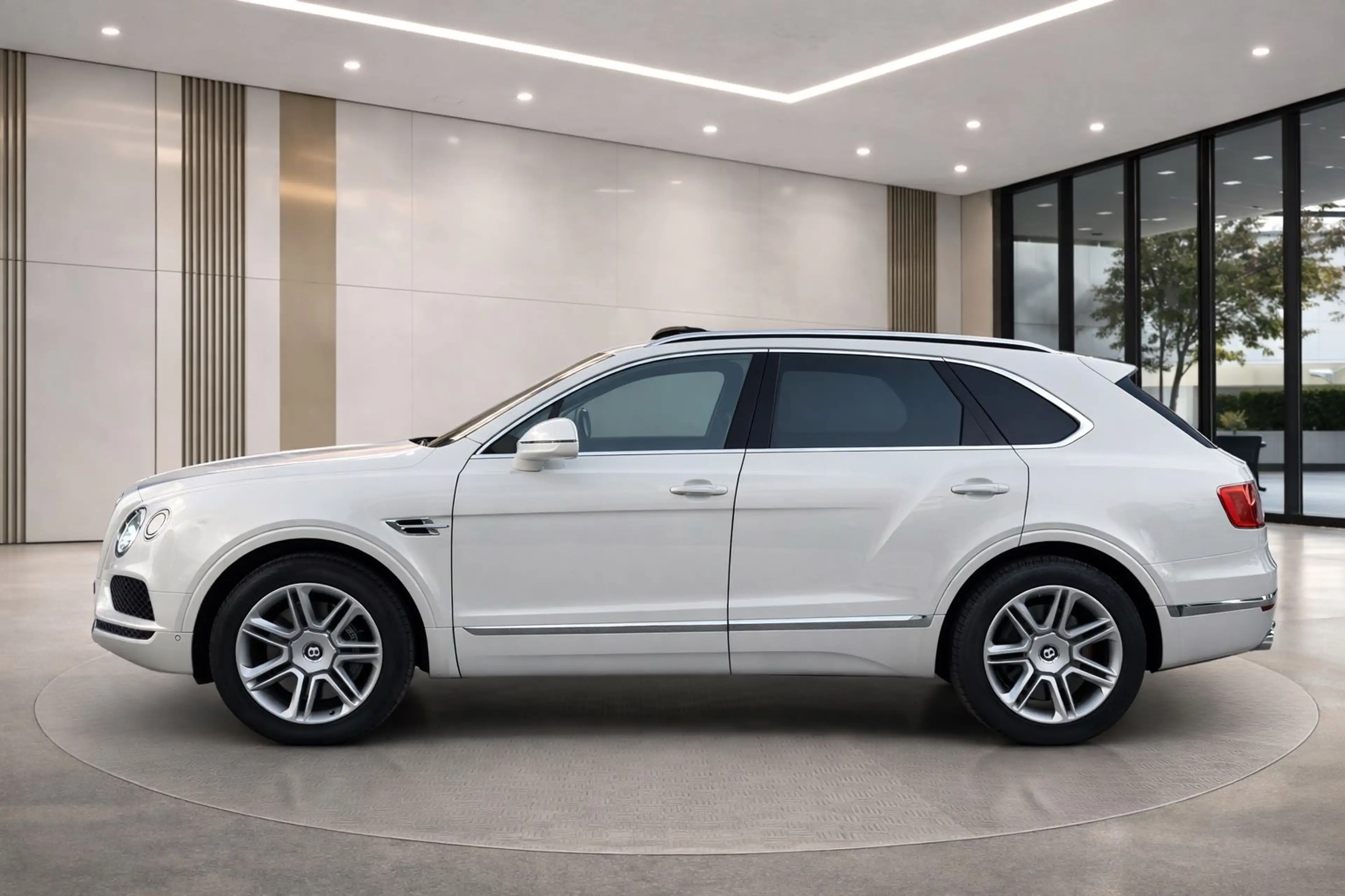 Bentley Bentayga W12 Panorama — photo 5