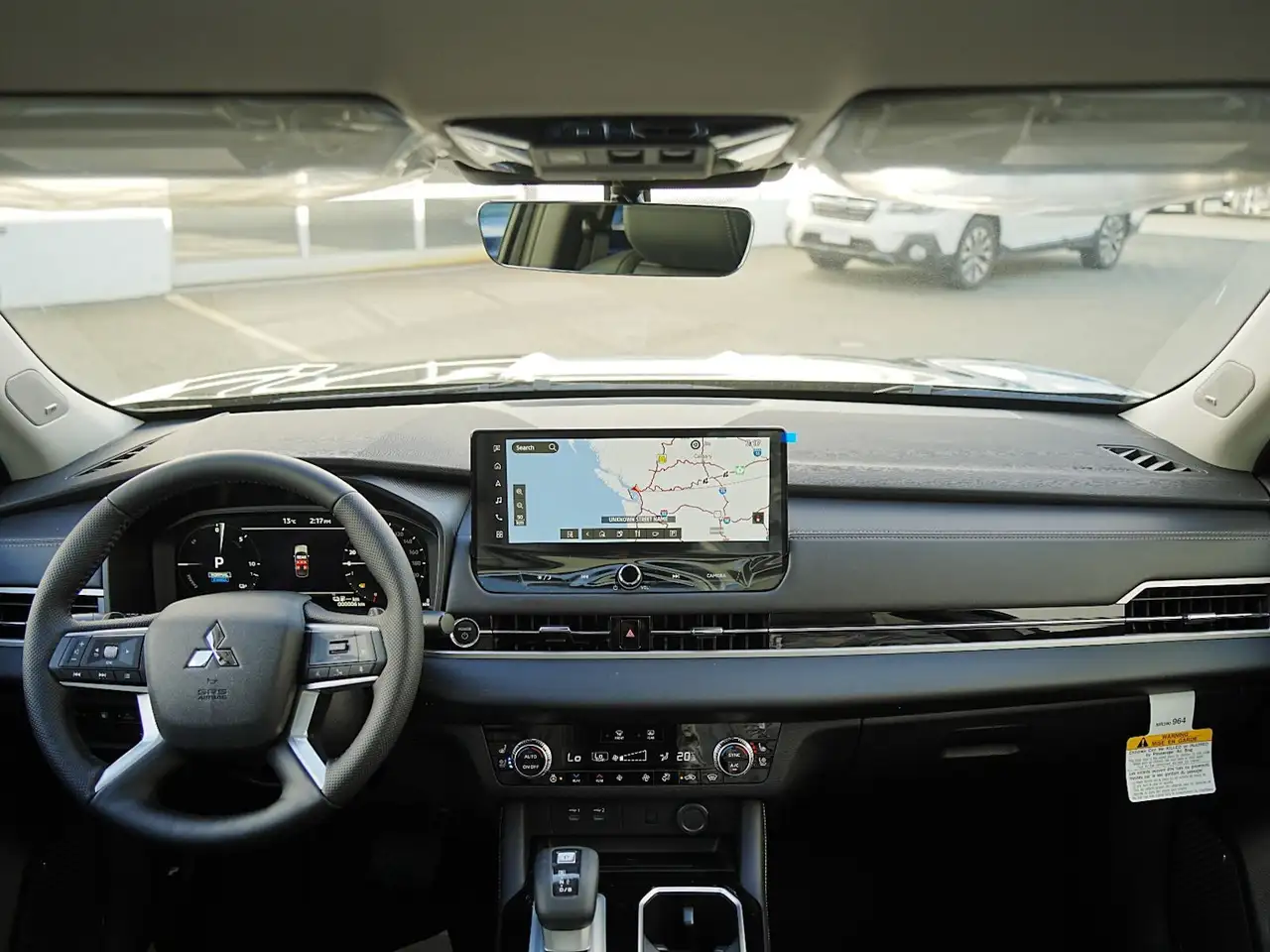Mitsubishi Outlander снимка Mitsubishi Outlander