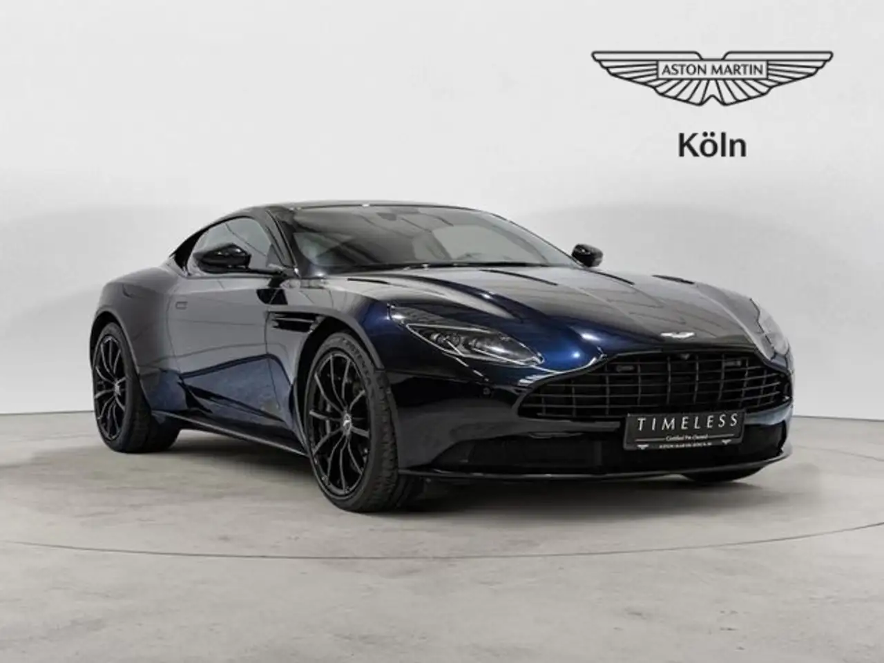 Aston Martin DB11