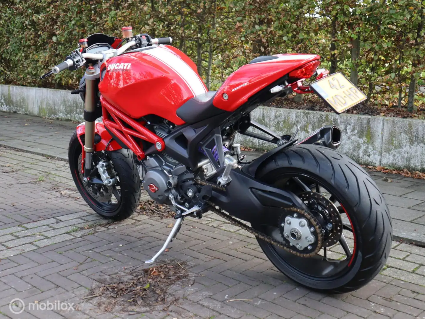 Ducati Monster 1100 EVO Rood - 2
