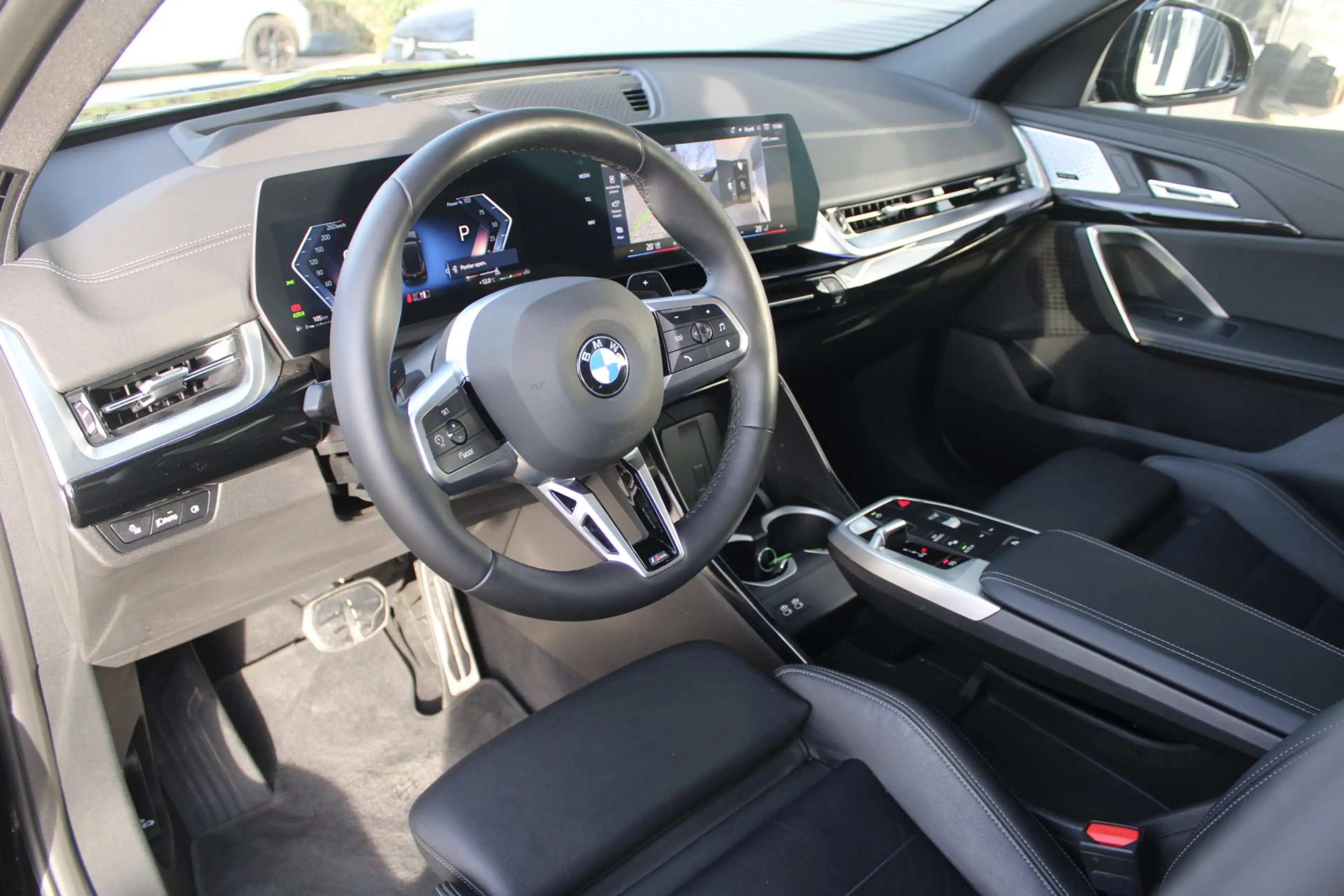 BMW X2 SDrive20i M-Sport Pro | Pano | HK | HUD | Memory | — photo 16