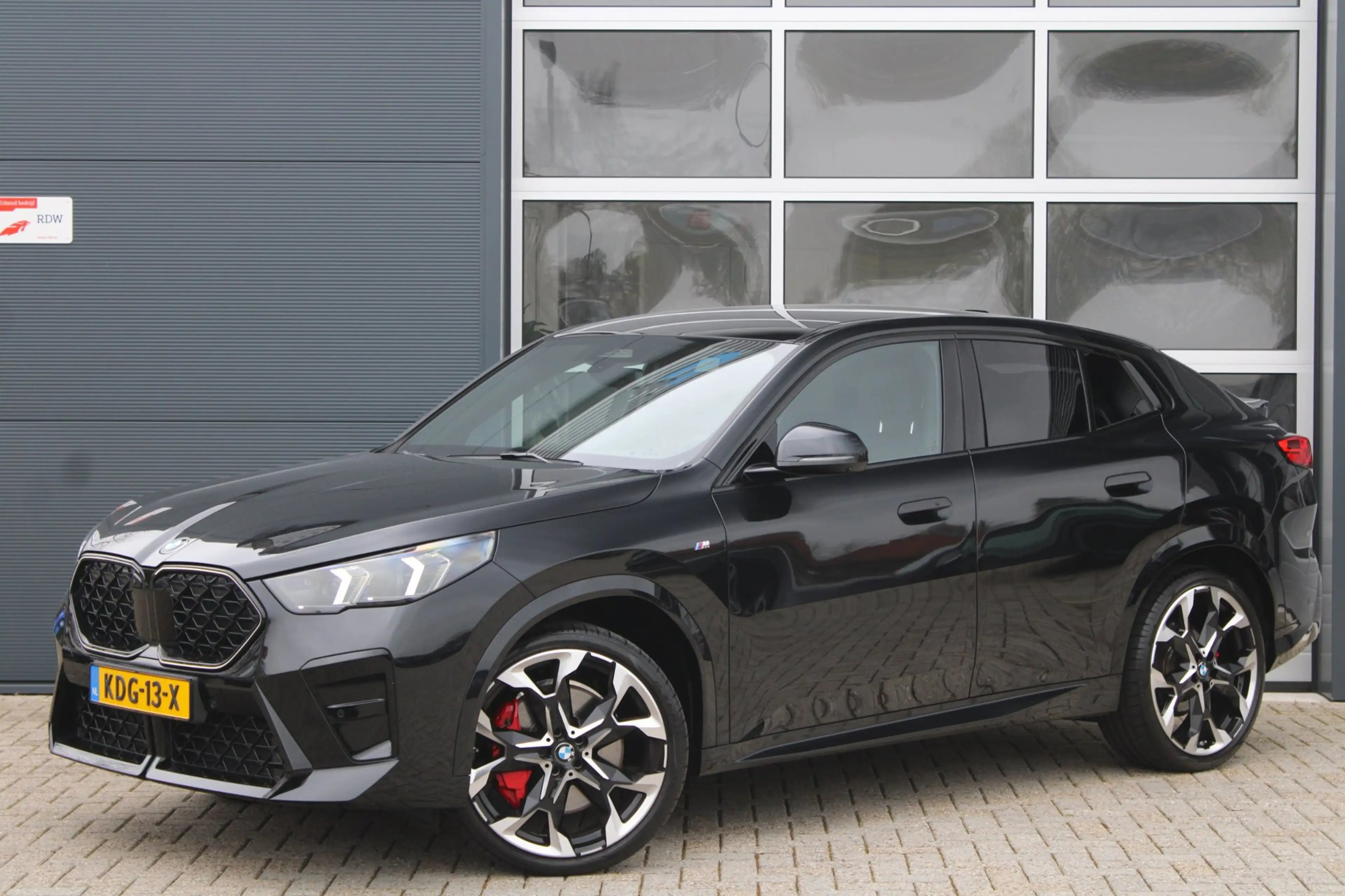BMW X2 SDrive20i M-Sport Pro | Pano | HK | HUD | Memory |