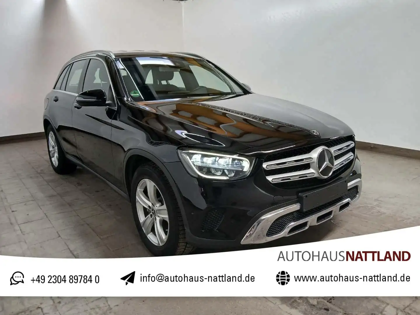 Mercedes-Benz GLC 200 d 4Matic 9G RFK Navi LED AHK MBUX Noir - 1