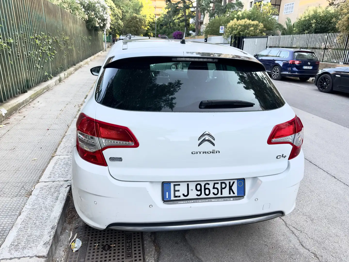 Citroen C4 C4 II 2011 1.6 e-hdi airdream Exclusive 110cv cmp6 Bianco - 2