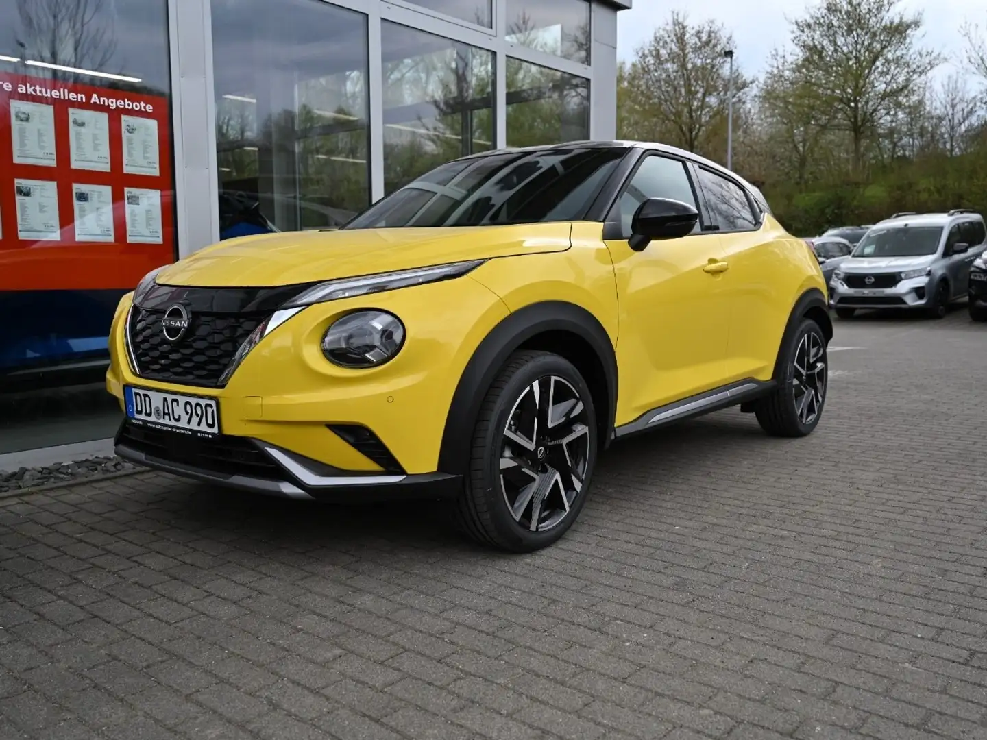 Nissan Juke 1.0DIG-T 7DCT N-Design 114PS  Bose Kam Navi Giallo - 2