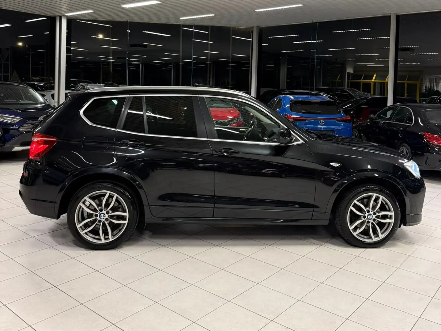 BMW X3 xDrive 2.0D 135Kw Euro 5 Automati 4x4  TVA incl Nero - 2