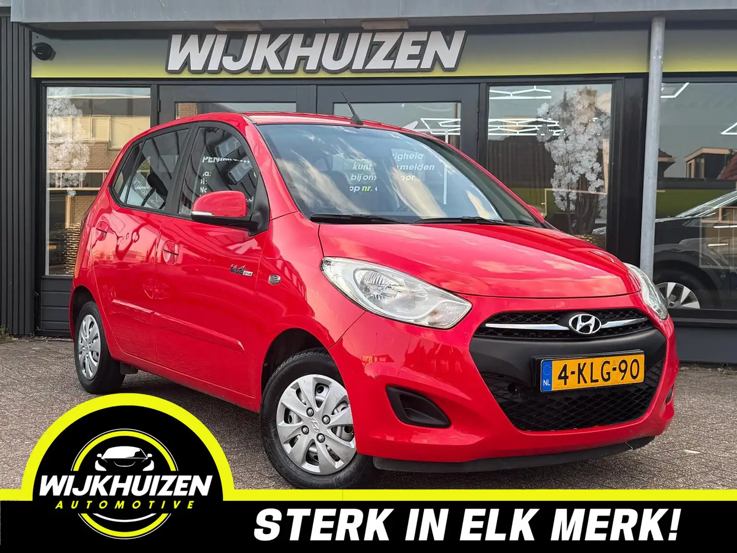 Hyundai i10 1.0 i-Vision met Airco !!! Parkeersensoren !!! Nap Rood - 1