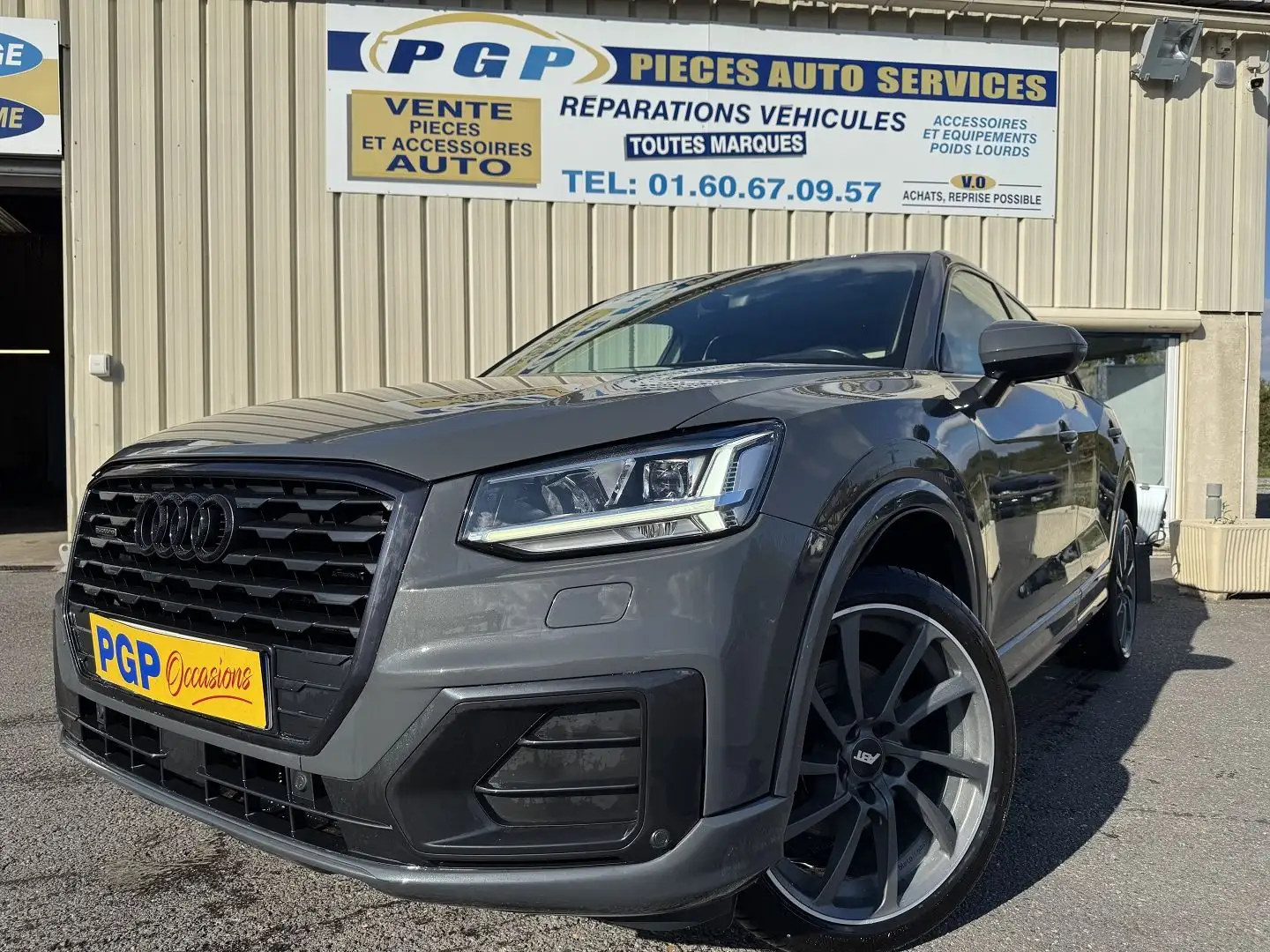 Audi Q2 2.0 TDI 150CH DESIGN LUXE QUATTRO S TRONIC 7 Grigio - 1