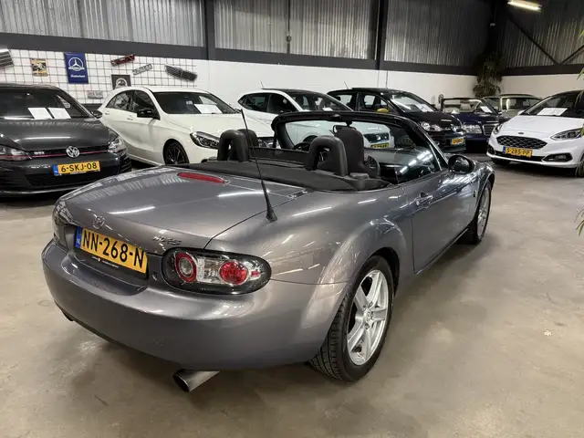 Mazda MX-5 view 7